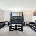 Glorious 5-Bed Amidst Nature In Burleigh Heads