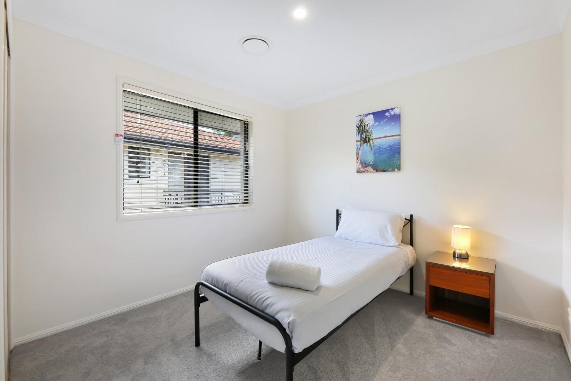 Holiday home Glorious 5-bed Amidst Nature In Burleigh Heads