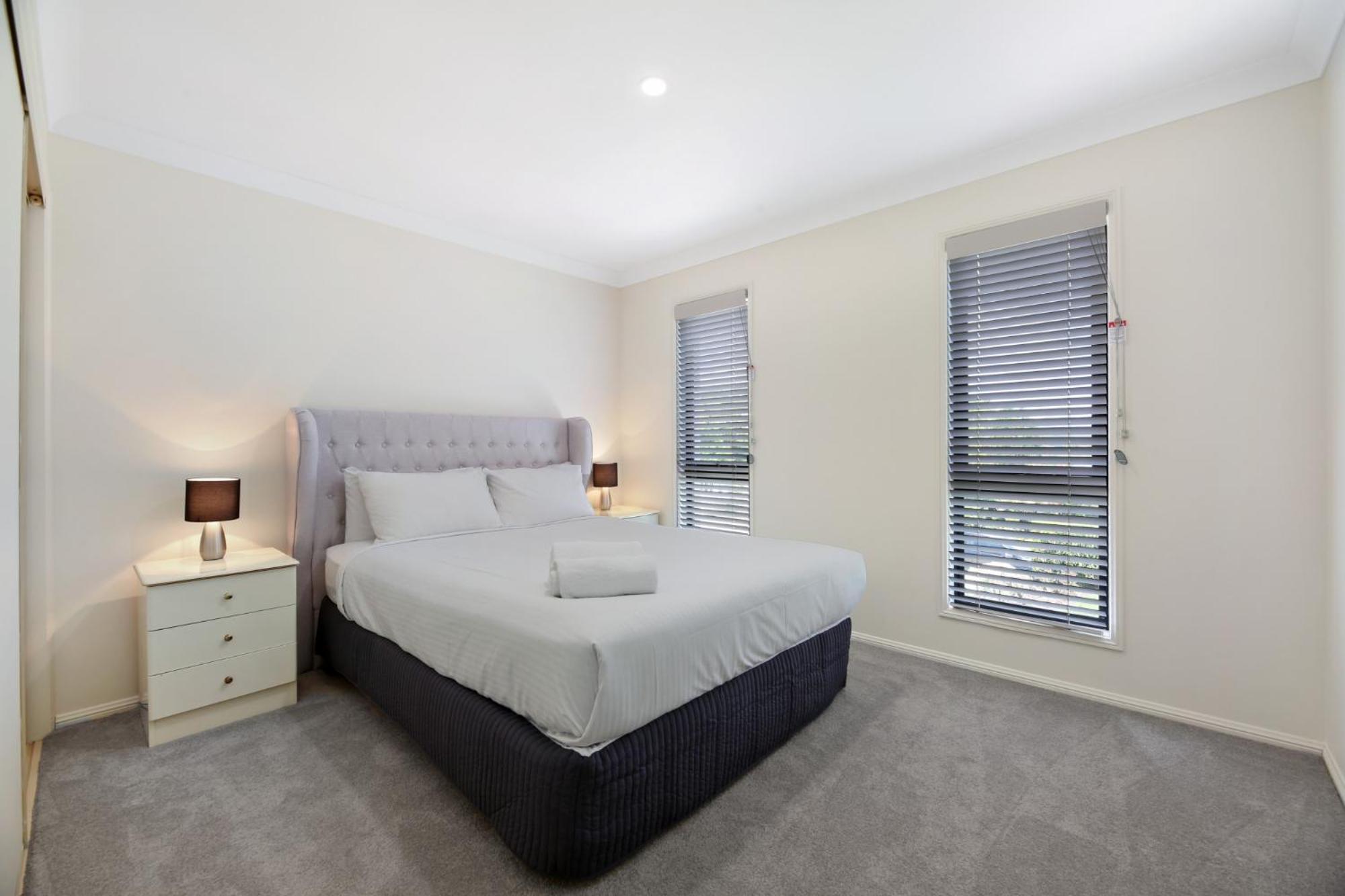 Holiday home Glorious 5-bed Amidst Nature In Burleigh Heads Gold Coast